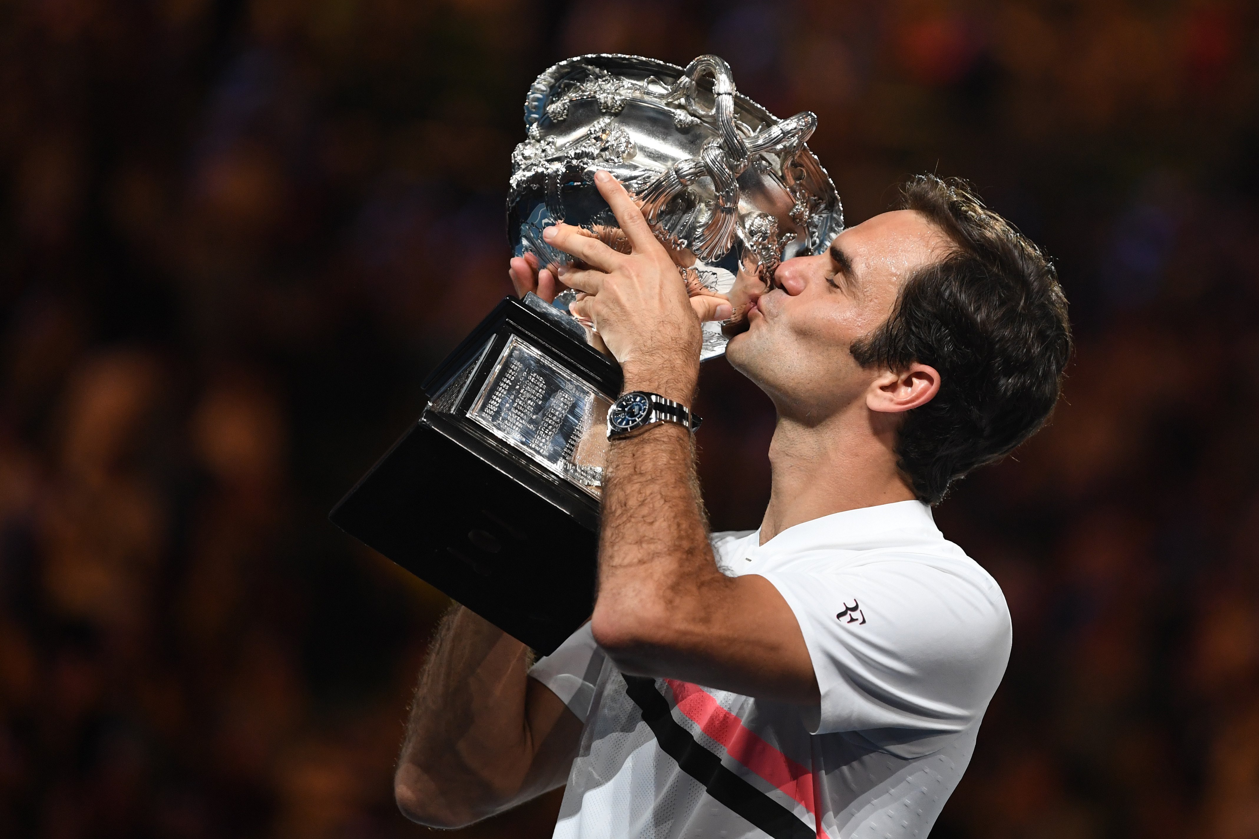 德国网球队强势西班牙网球队，费德勒制霸全场的简单介绍