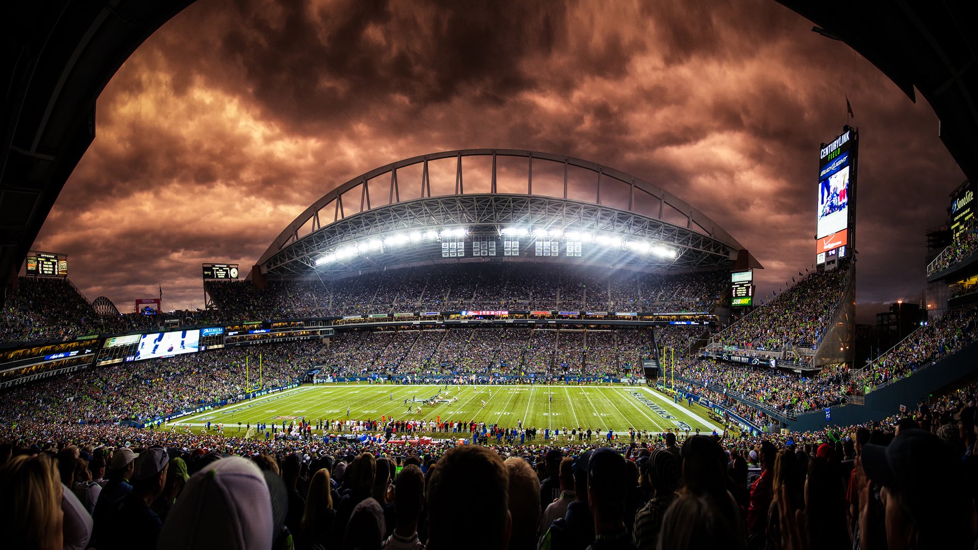 孤独的王座，京多安如何在那不勒斯与乌拉圭的混沌之战中，用攻防两端书写唯一性