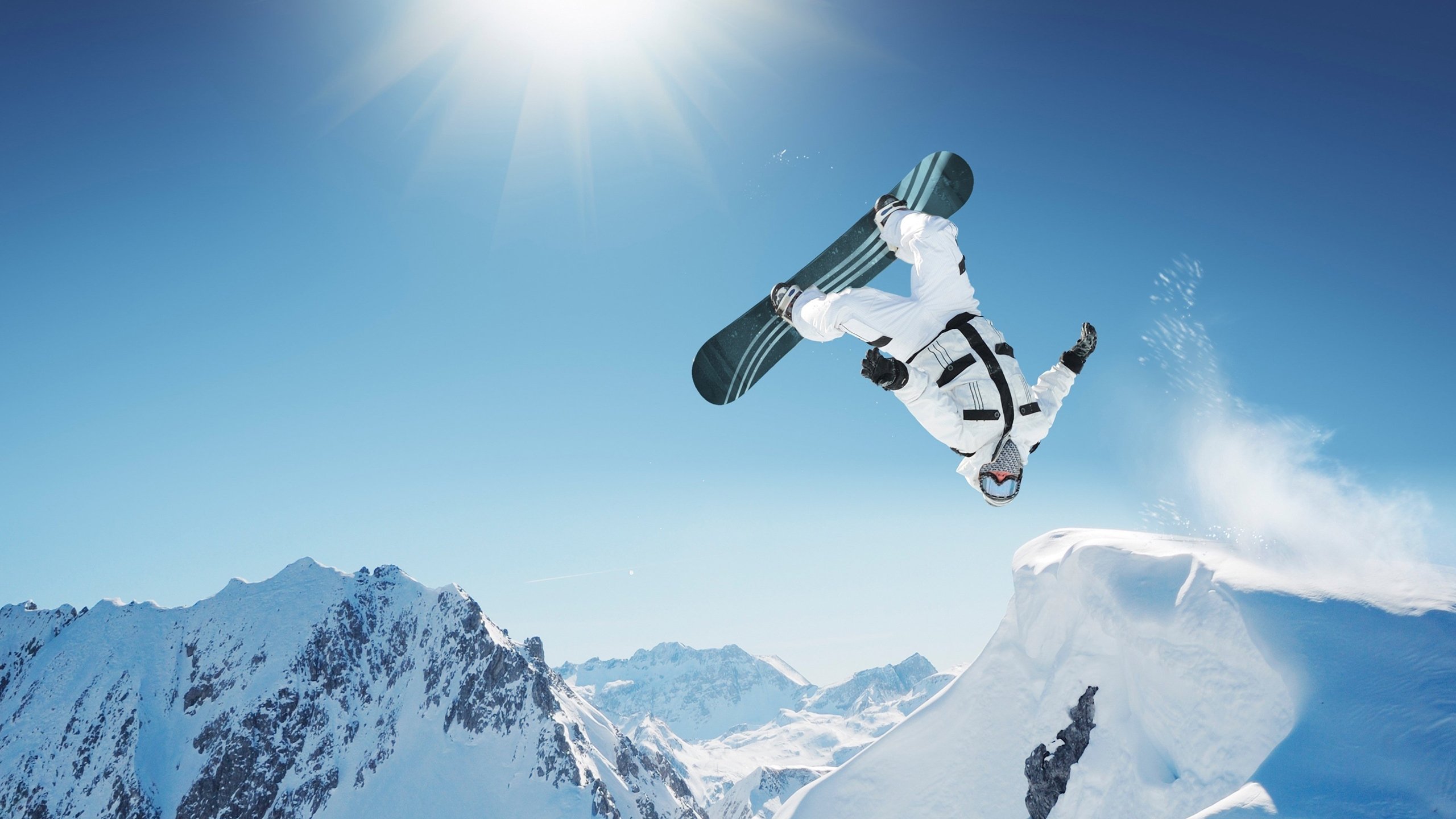蓝白潮汐,2026世界杯焦点战,乌拉圭钢铁防线遭萨卡无声默契撕裂